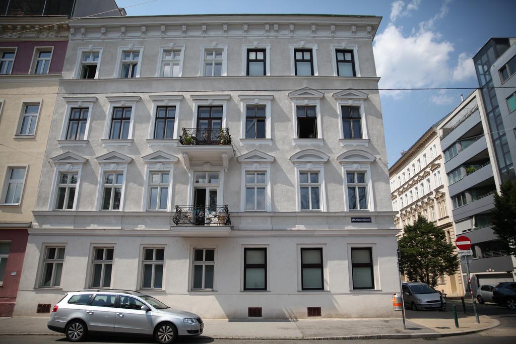 Casa Nostra - Ausgefallene Wohnung am Augarten Wien Exterior foto